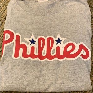 Phillies tee